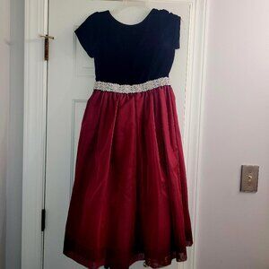 Susanne Lively Designs Holiday girls dress size 12